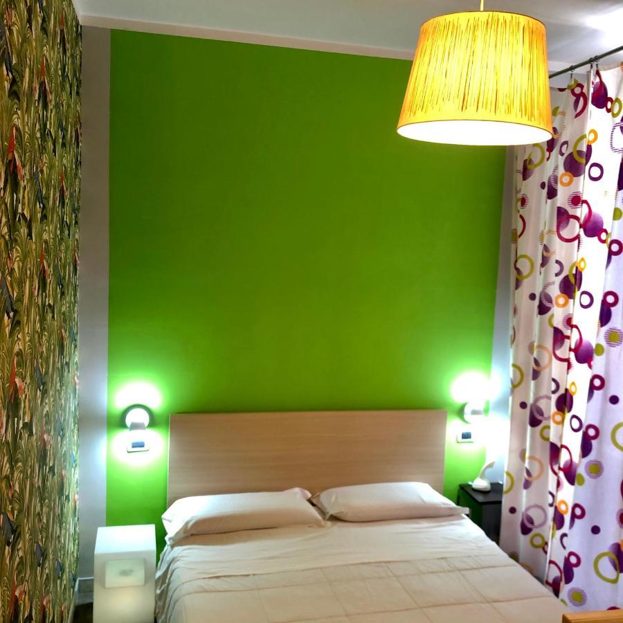 H Rooms Boutique Hotel Neapol Zewnętrze zdjęcie
