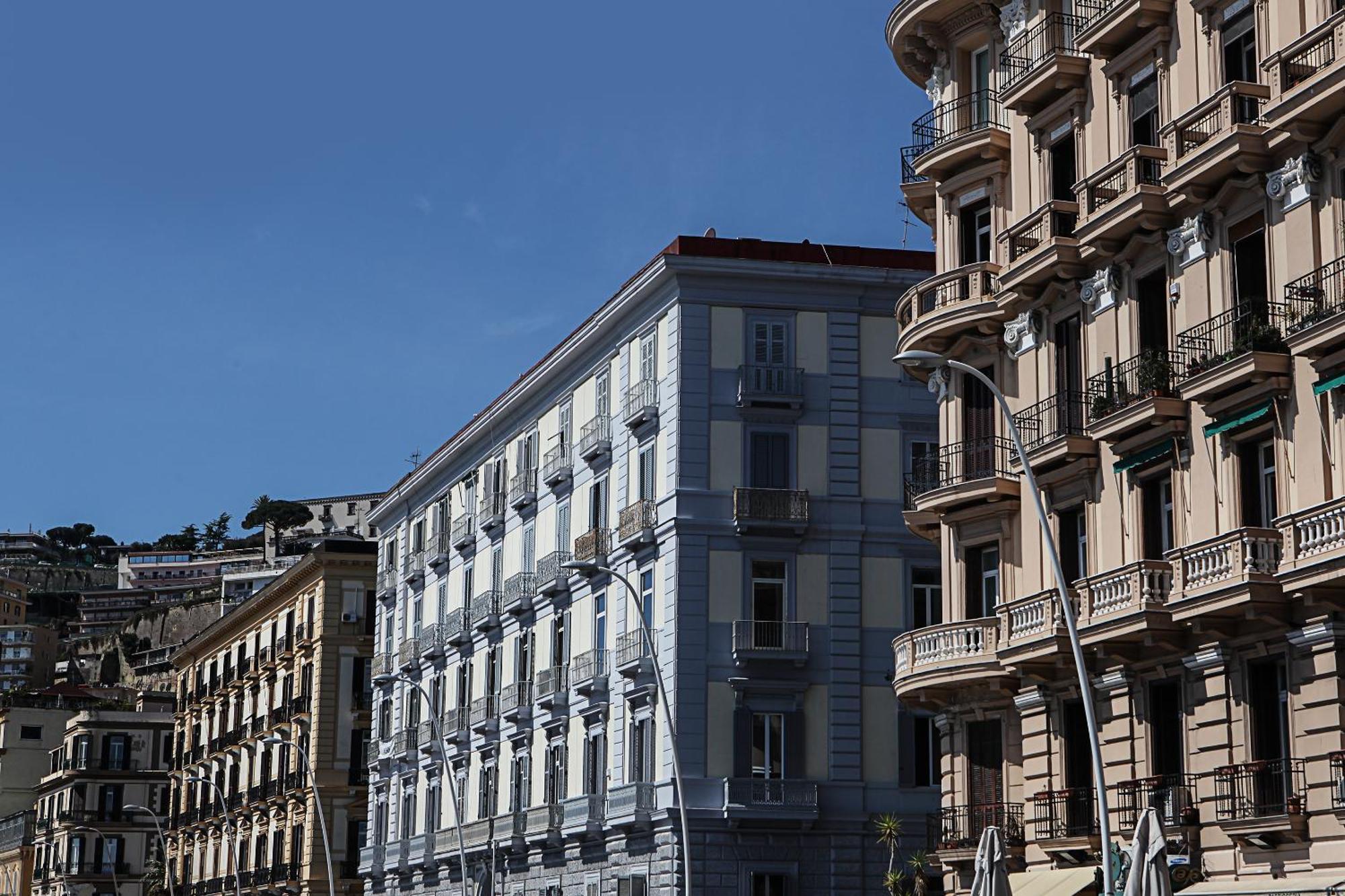 H Rooms Boutique Hotel Neapol Zewnętrze zdjęcie