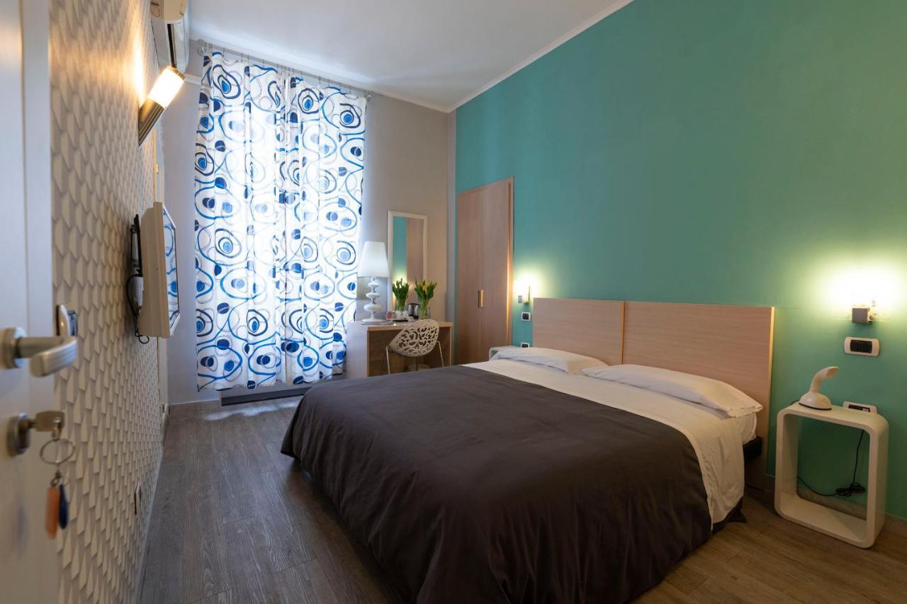 H Rooms Boutique Hotel Neapol Zewnętrze zdjęcie