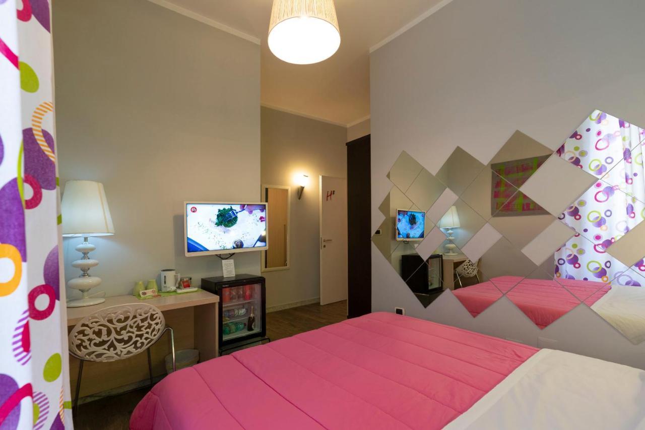 H Rooms Boutique Hotel Neapol Zewnętrze zdjęcie