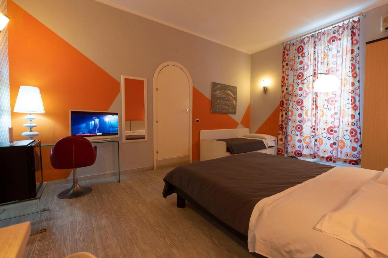 H Rooms Boutique Hotel Neapol Zewnętrze zdjęcie