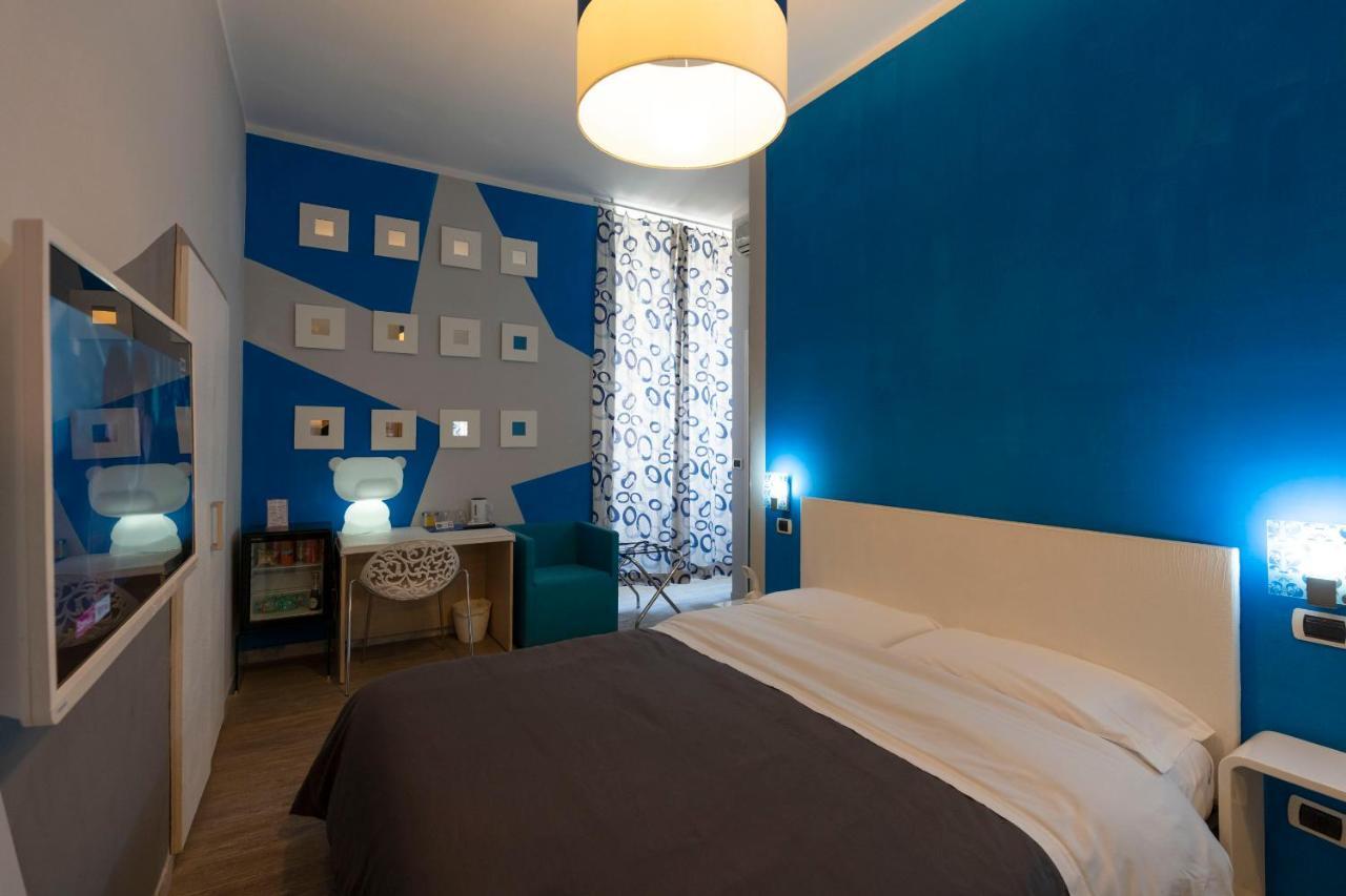 H Rooms Boutique Hotel Neapol Zewnętrze zdjęcie