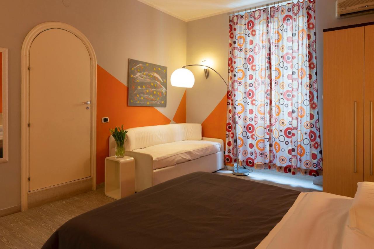 H Rooms Boutique Hotel Neapol Zewnętrze zdjęcie